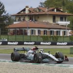 Hamilton may quit Mercedes mid-season says Villeneuve
