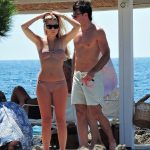 ace Carlos Sainz Jr relaxes on holiday as stunning girlfriend Isabel Hernaez enjoys the sun in bikini on season break