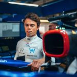 De Vries in legal dispute ahead of full F1 debut